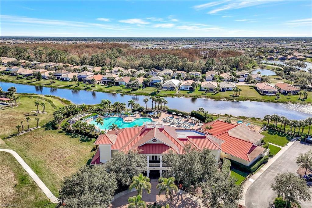 HAMPTON LAKES - Residential