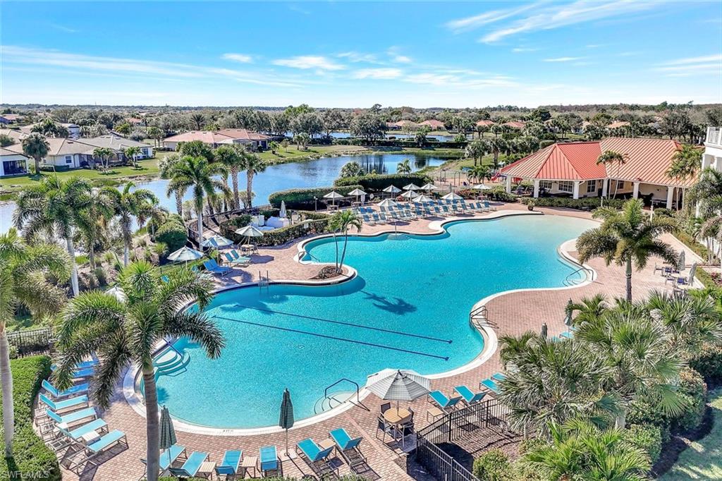 HAMPTON LAKES - Residential