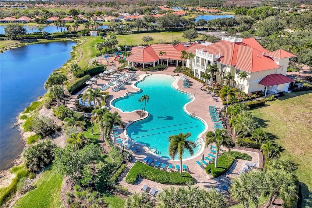 HAMPTON LAKES - Residential