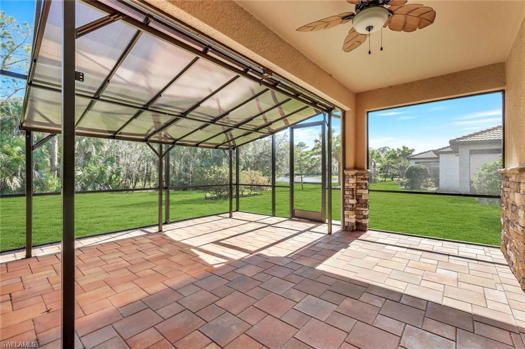 HAMPTON LAKES - Residential