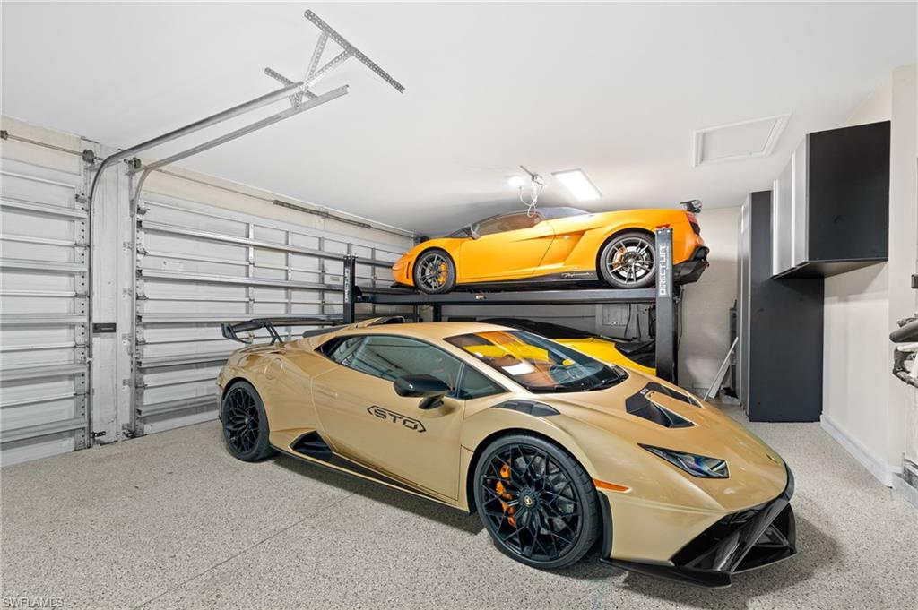 SATURNIA LAKES - Residential