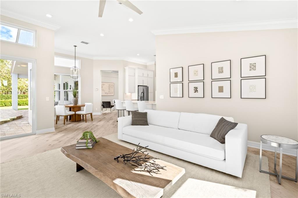 SATURNIA LAKES - Residential