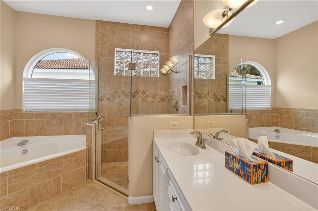 HIGHLAND WOODS VILLAS - Residential