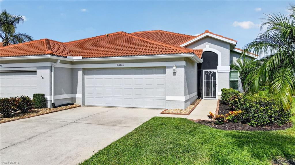 HIGHLAND WOODS VILLAS - Residential