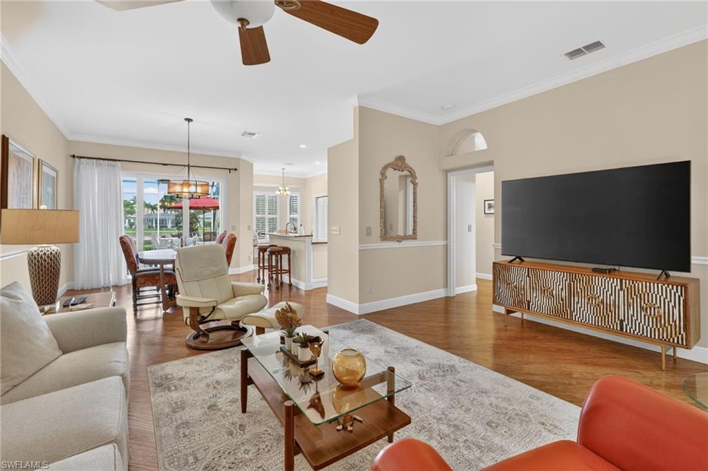 HIGHLAND WOODS VILLAS - Residential