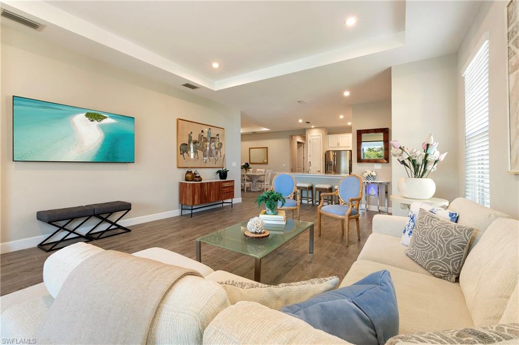 ESPLANADE BY THE ISLANDS - Residential