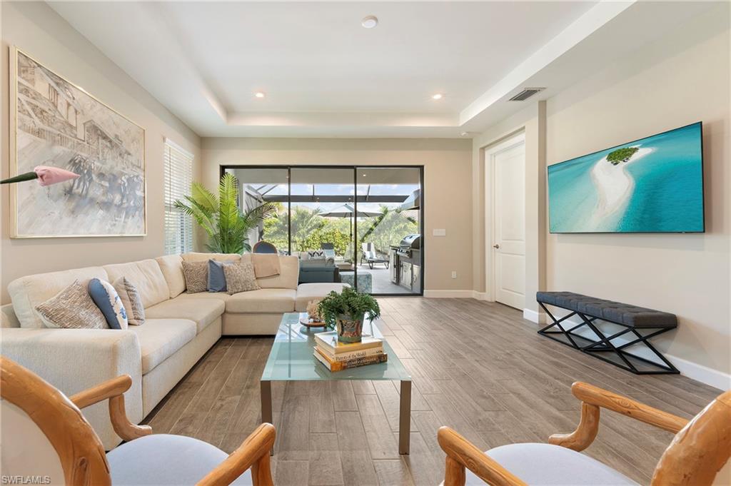 ESPLANADE BY THE ISLANDS - Residential