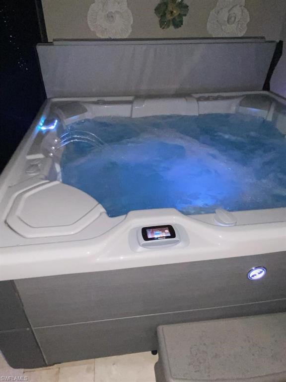 ESPLANADE BY THE ISLANDS - Residential