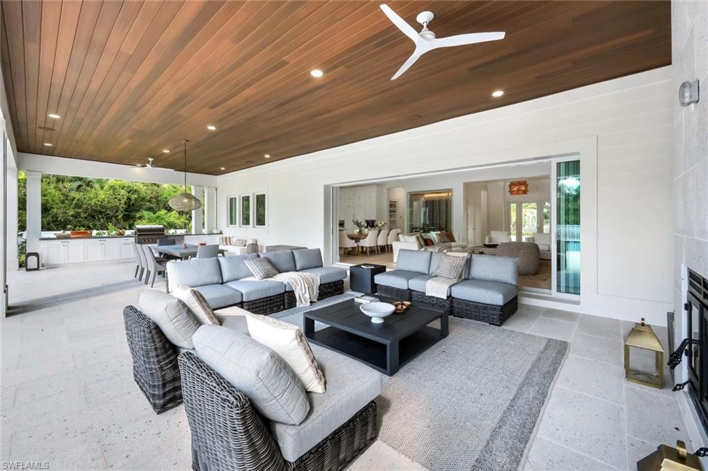 ACREAGE HEADER - Residential