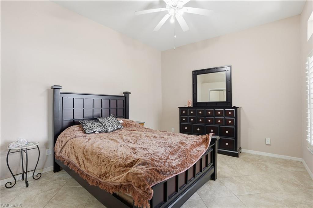 DEVONSHIRE LAKES - Residential