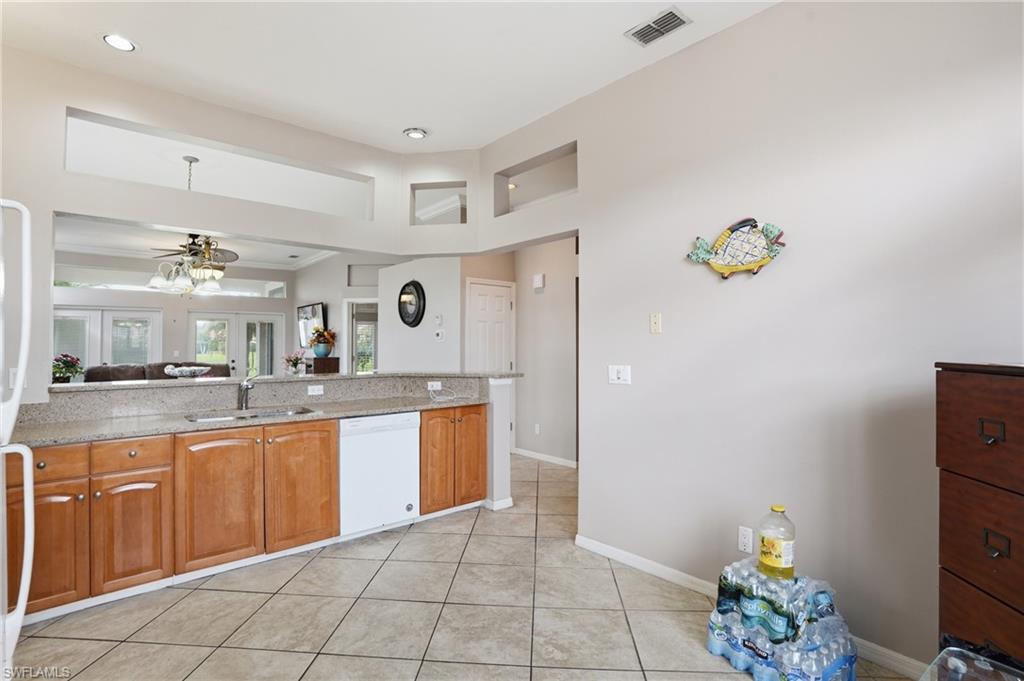 DEVONSHIRE LAKES - Residential