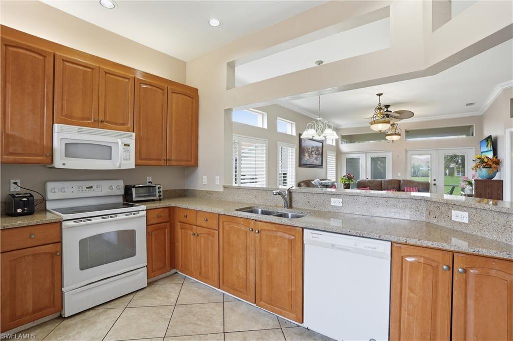 DEVONSHIRE LAKES - Residential