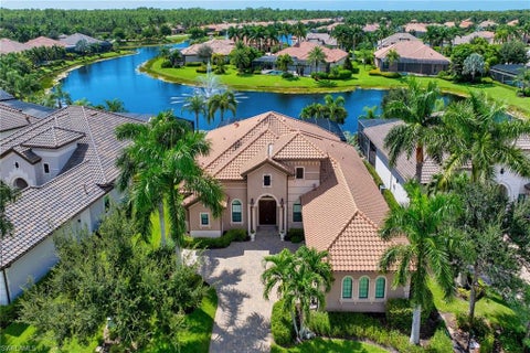 Photo of 6646 Costa CIR, NAPLES, FL 34113 (MLS # 226033719)
