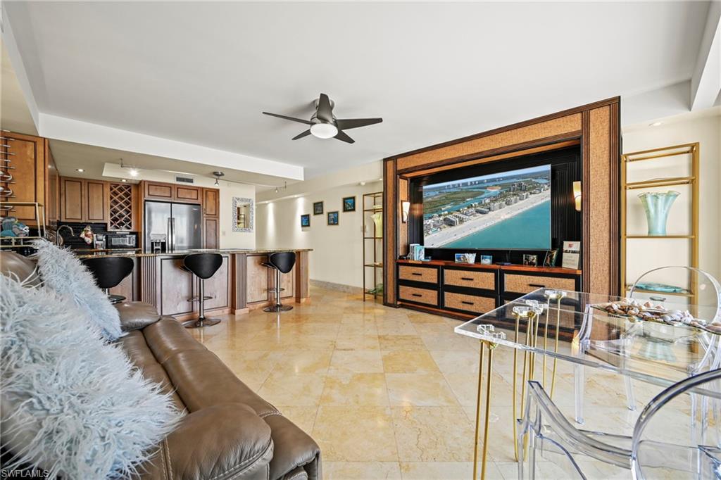 DOLPHIN WAY - Residential