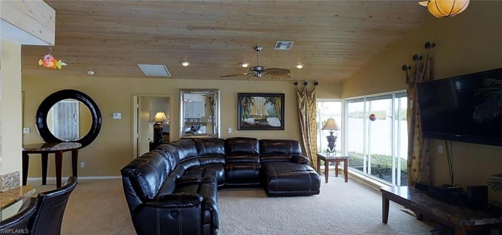 HOLIDAY HEIGHTS - Residential