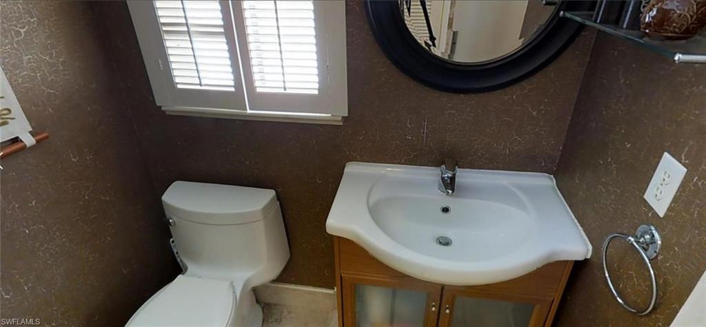 HOLIDAY HEIGHTS - Residential