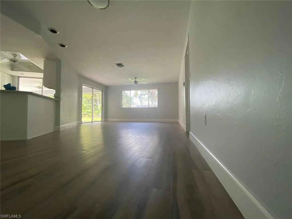 5097 Greenbriar DR