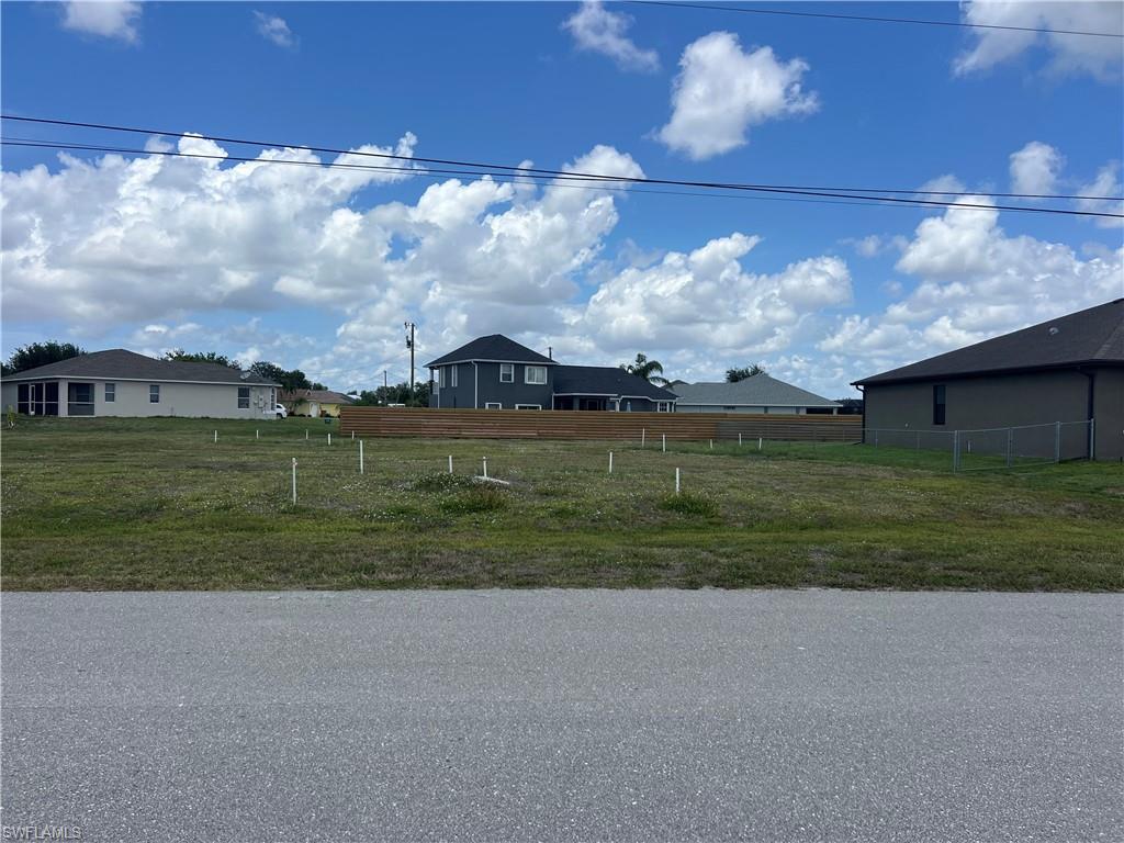CAPE CORAL - Land