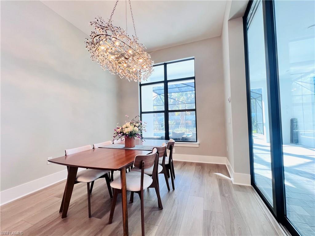 CAYMAS - Residential Lease