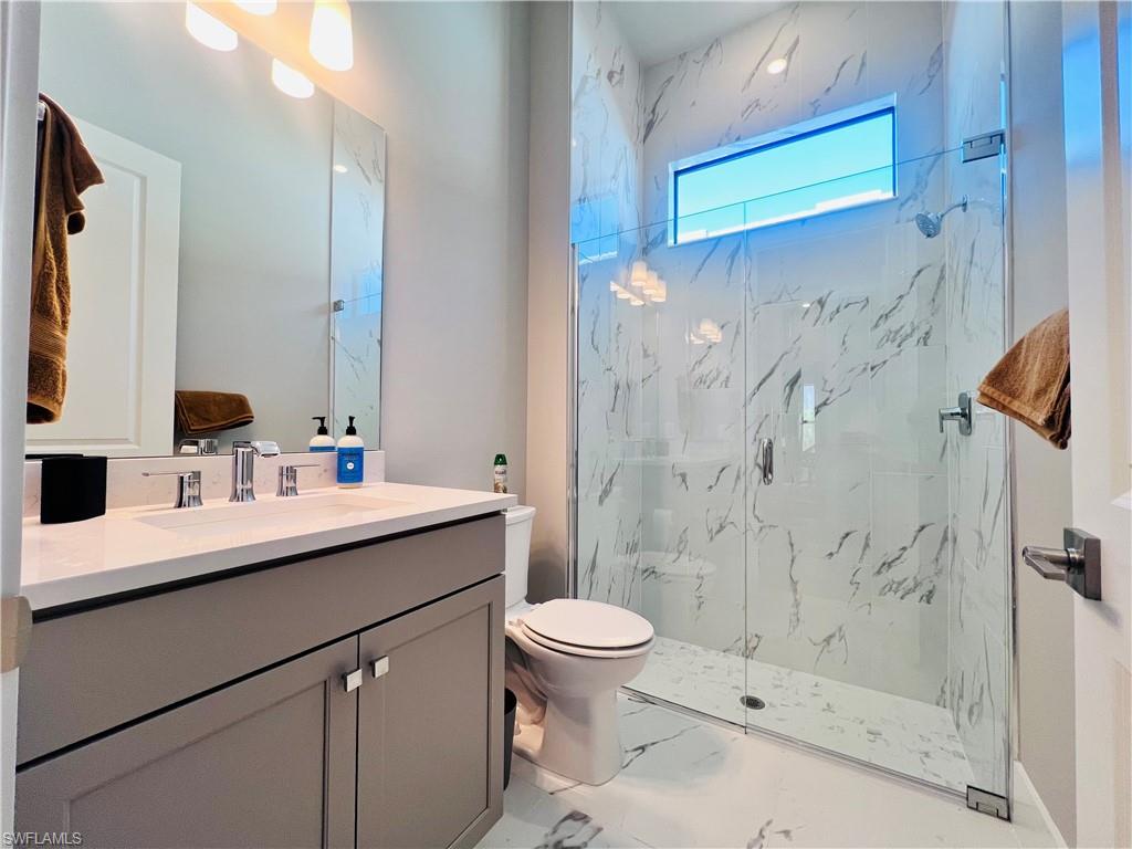 CAYMAS - Residential Lease