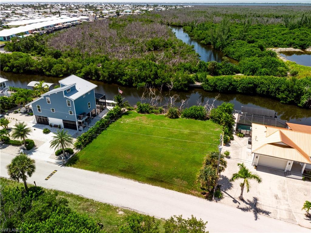 GALT ISLAND SHORES - Land