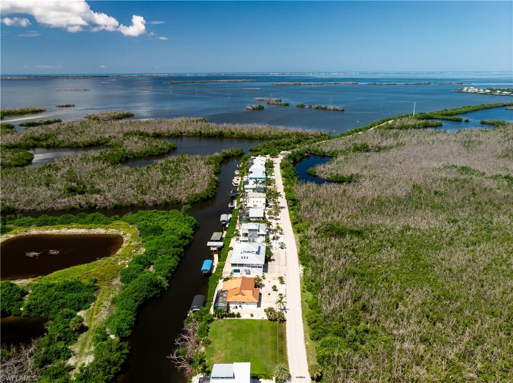 GALT ISLAND SHORES - Land