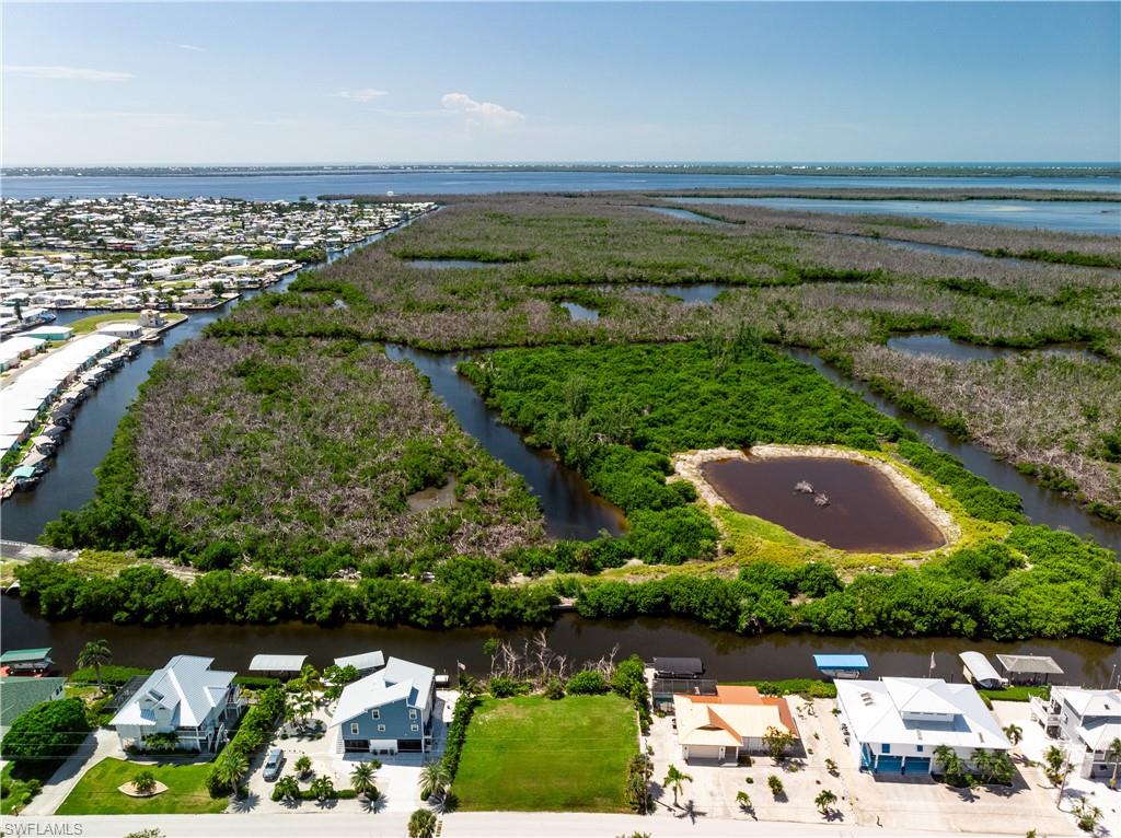 GALT ISLAND SHORES - Land