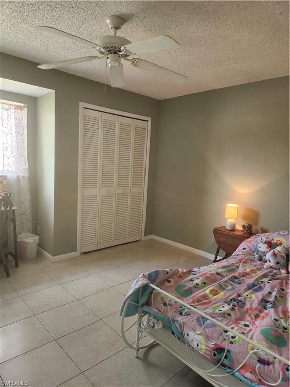 SAN CARLOS PARK - Residential