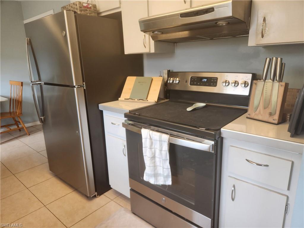 SAN CARLOS PARK - Residential