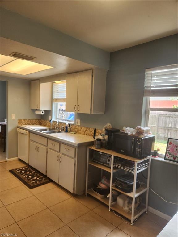 SAN CARLOS PARK - Residential