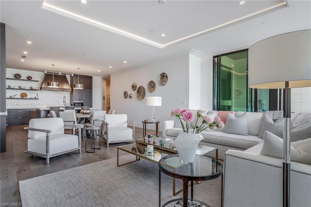 OLDE NAPLES - Residential