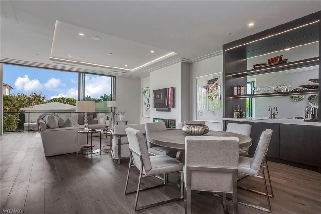 OLDE NAPLES - Residential