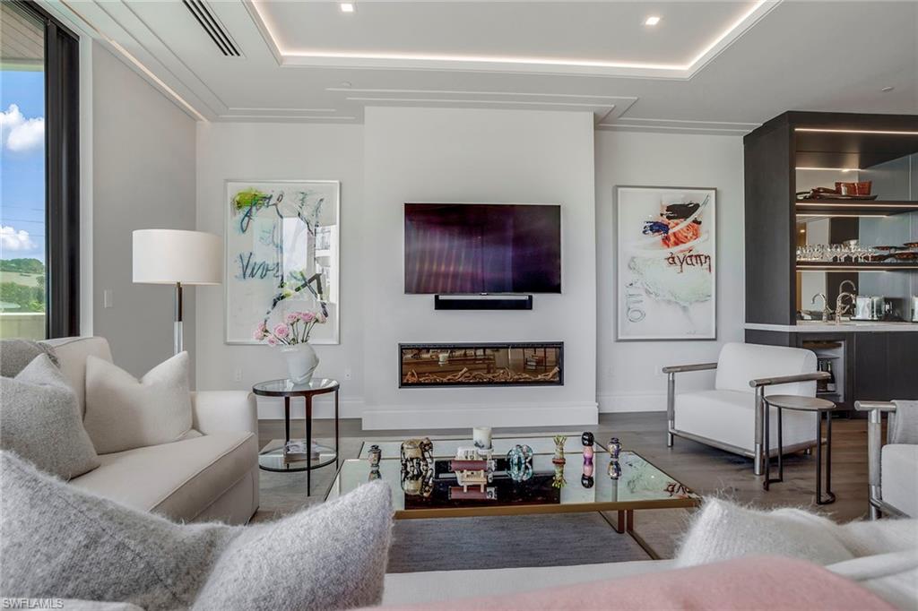 OLDE NAPLES - Residential