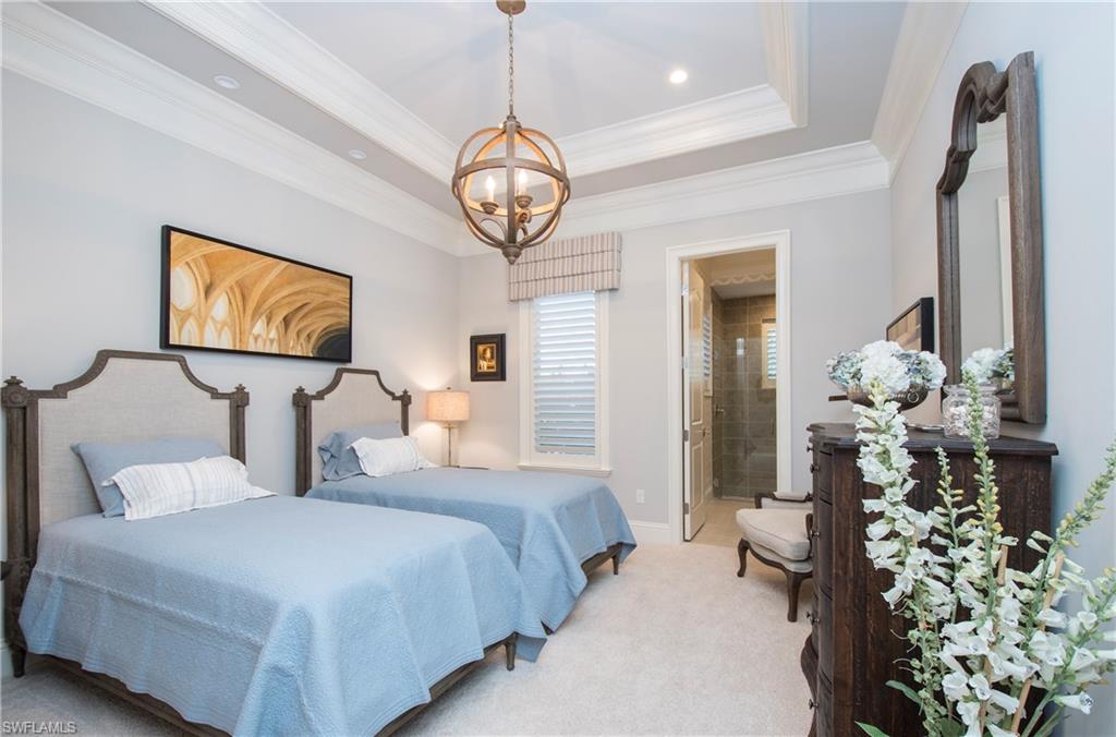 QUAIL WEST - Residential