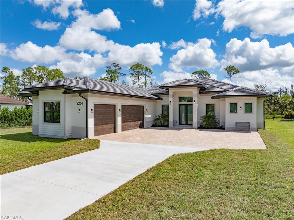 GOLDEN GATE ESTATES - Residential