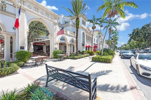 A home in NAPLES