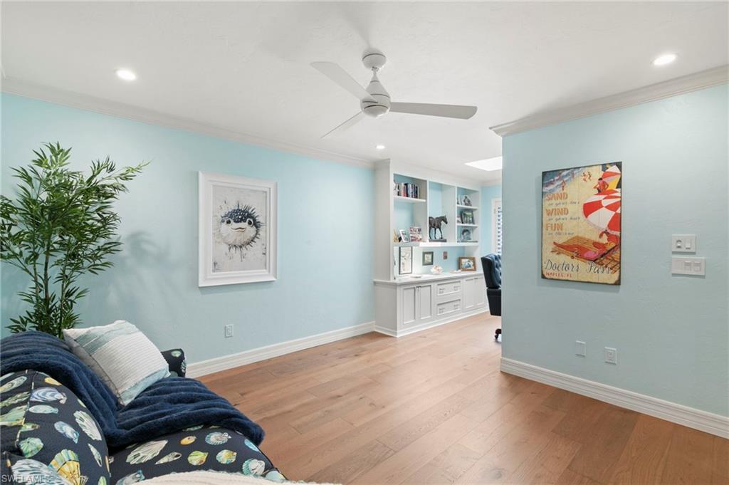 BRIDGE WAY VILLAS - Residential