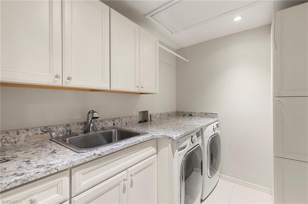 BRIDGE WAY VILLAS - Residential