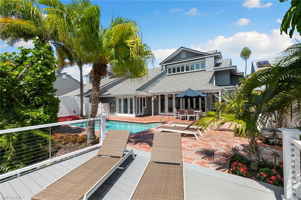 BRIDGE WAY VILLAS - Residential