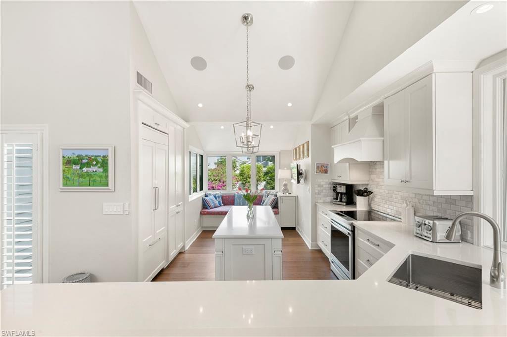 BRIDGE WAY VILLAS - Residential