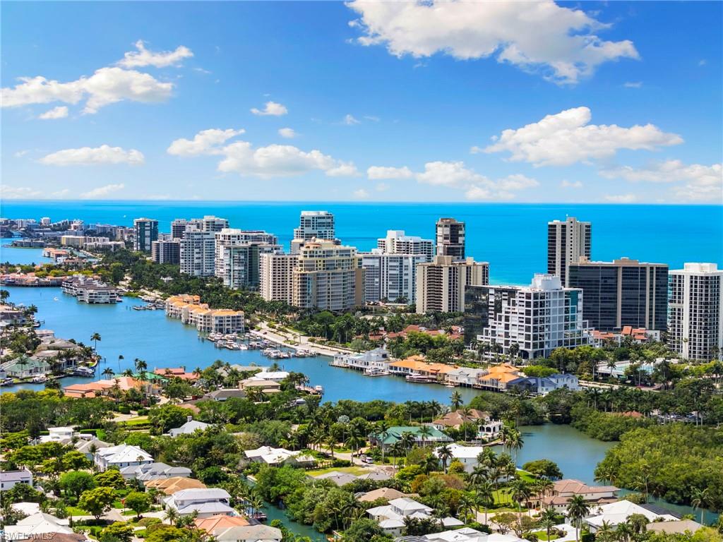 BRIDGE WAY VILLAS - Residential