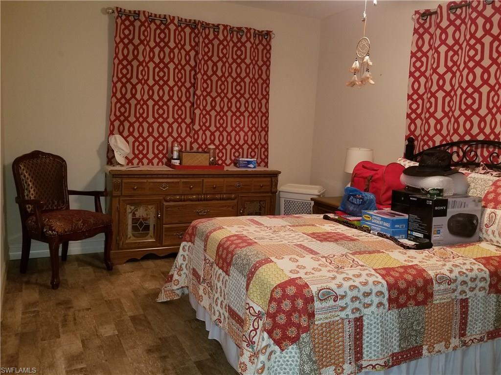 COUNTRY CLUB GARDENS - Residential