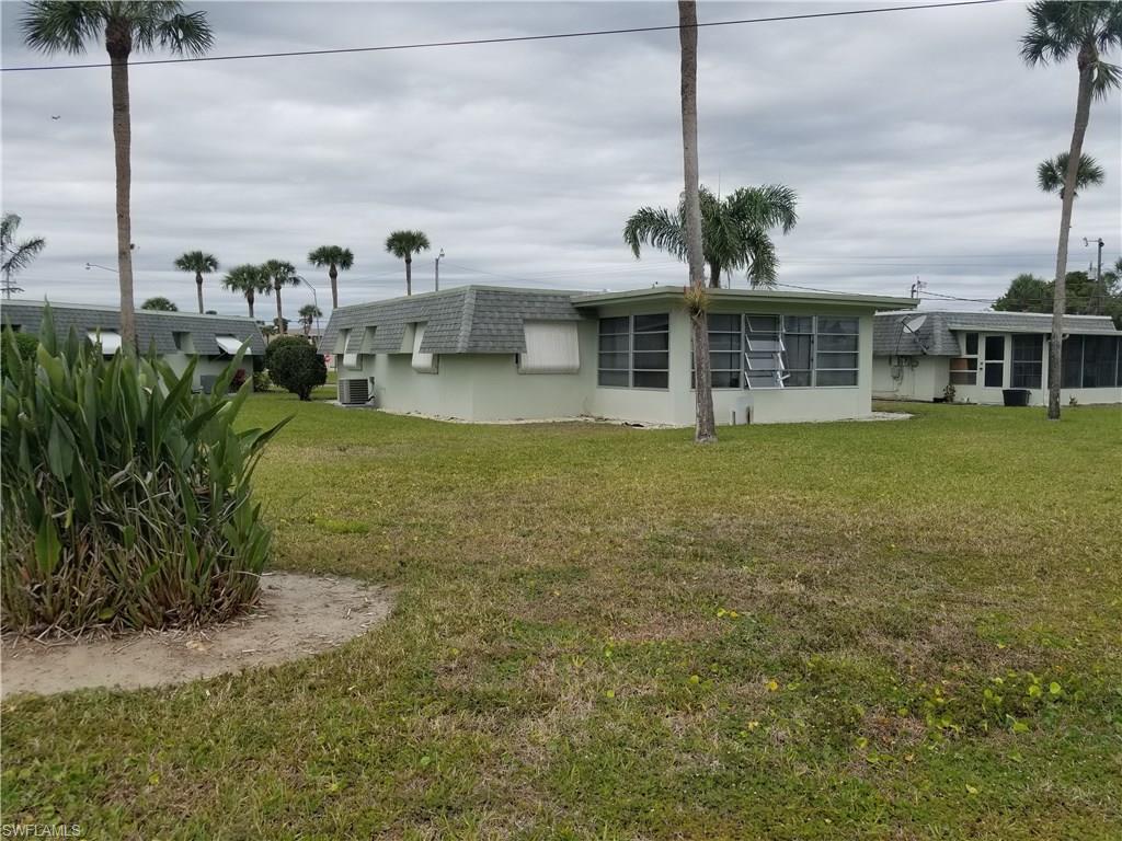 COUNTRY CLUB GARDENS - Residential