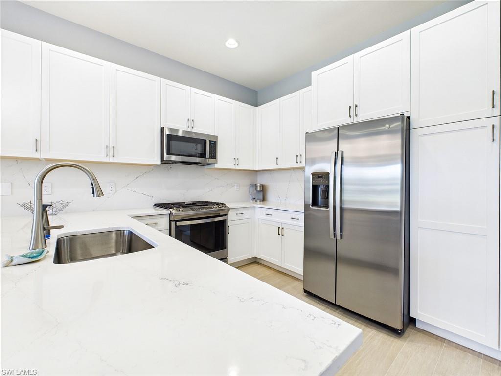 RIVERCREEK IN ESTERO - Residential