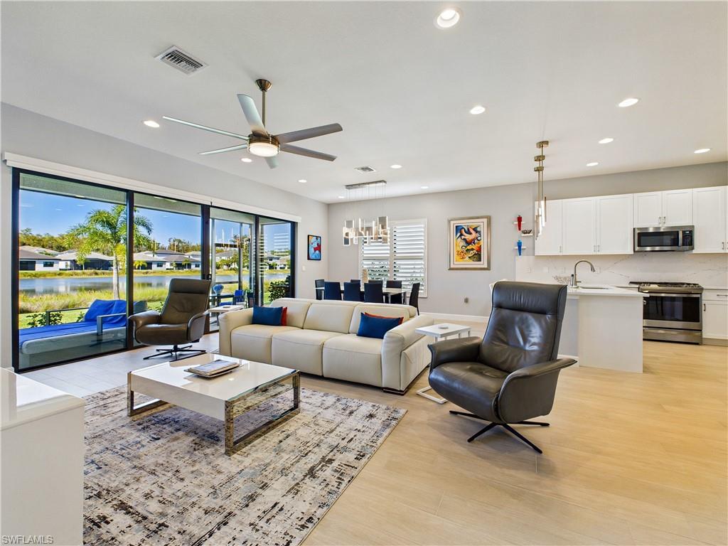 RIVERCREEK IN ESTERO - Residential