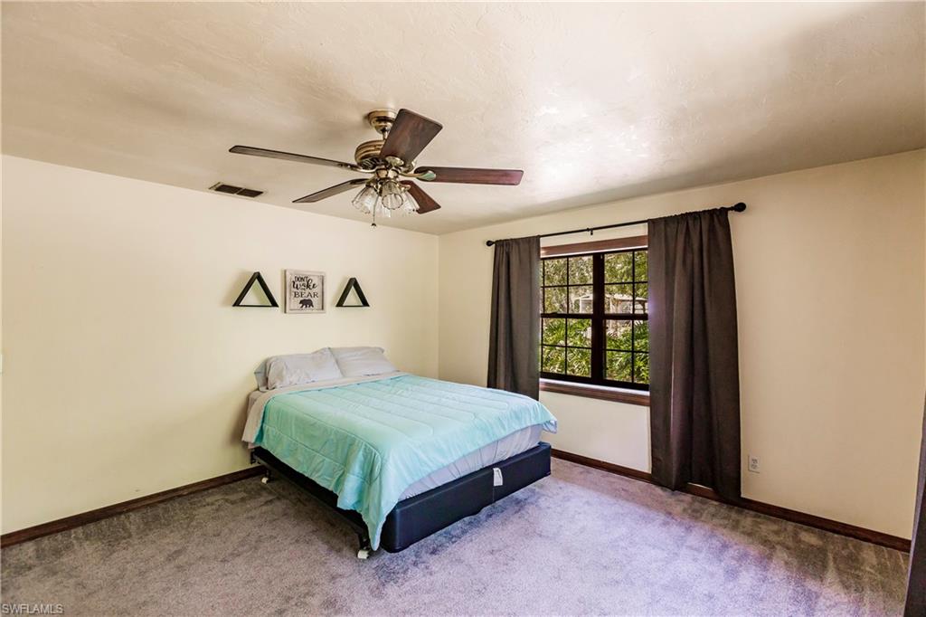 LAKE SUZY - Residential