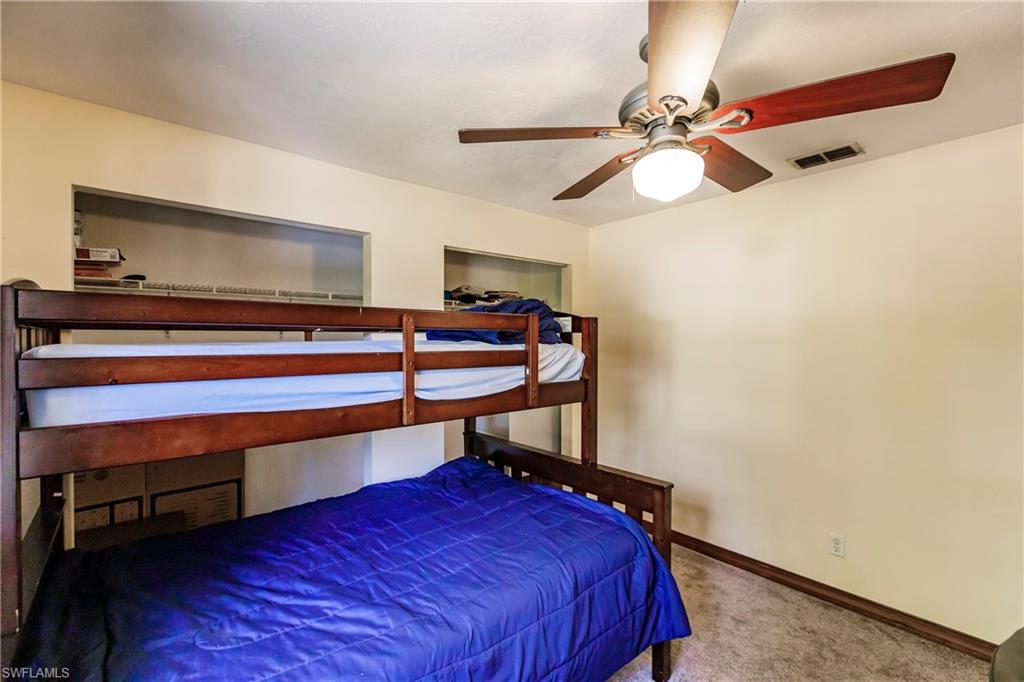 LAKE SUZY - Residential