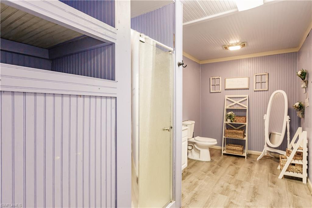 LAKE SUZY - Residential