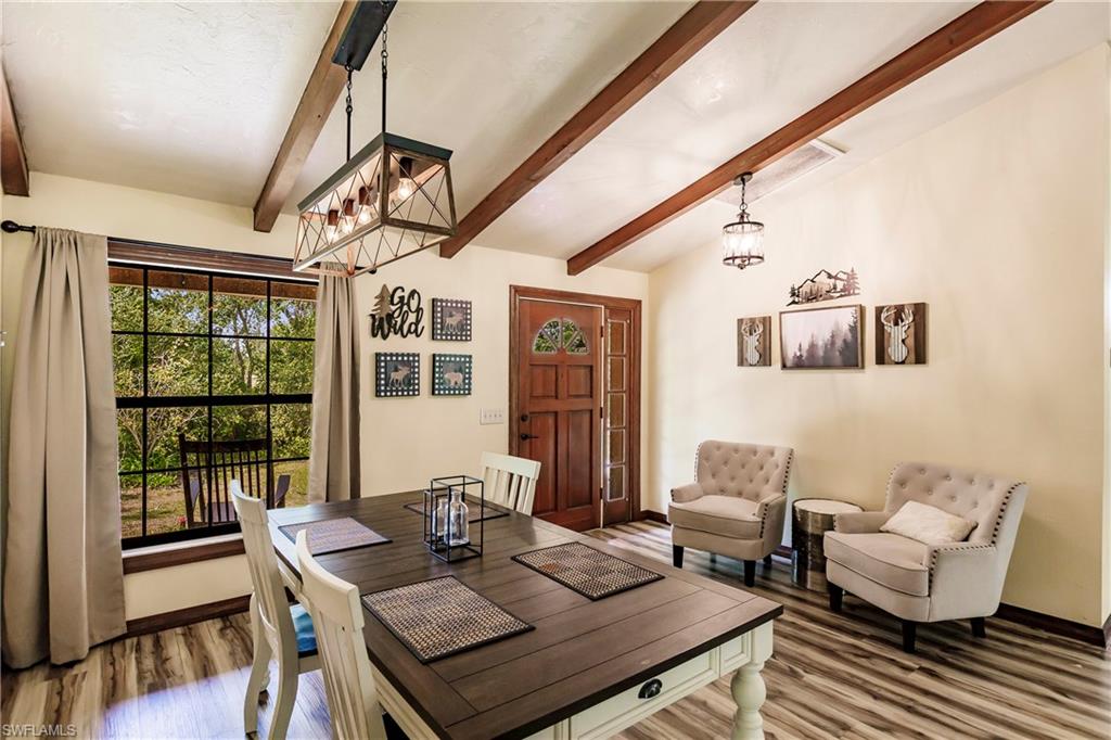 LAKE SUZY - Residential