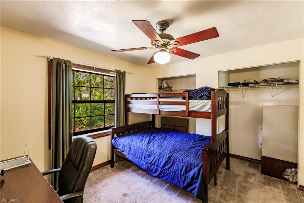 LAKE SUZY - Residential